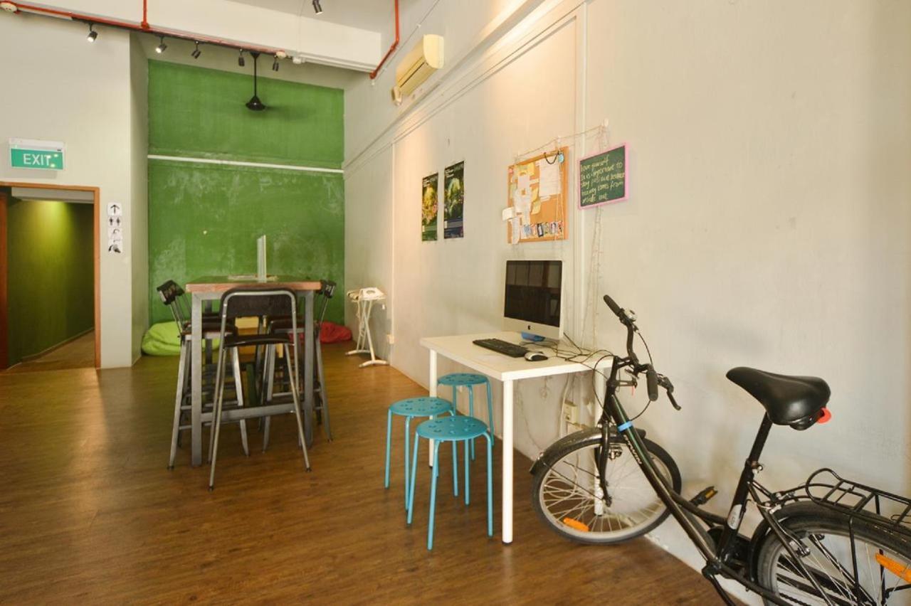 Gap Year Hostel Singapore Bagian luar foto