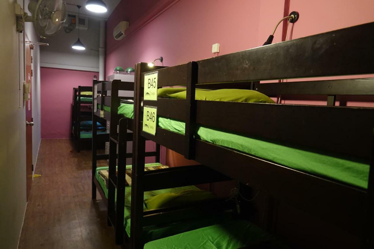 Gap Year Hostel Singapore Bagian luar foto